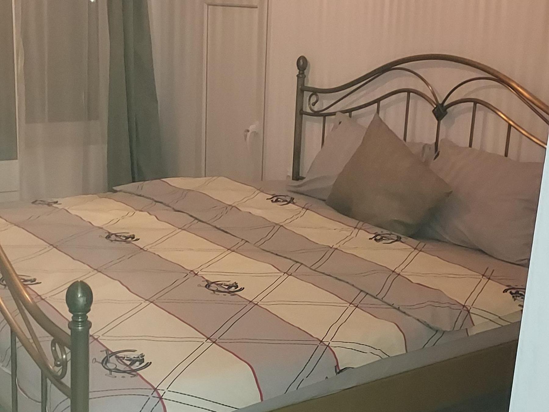 Tina Guest House Basarabi Екстер'єр фото